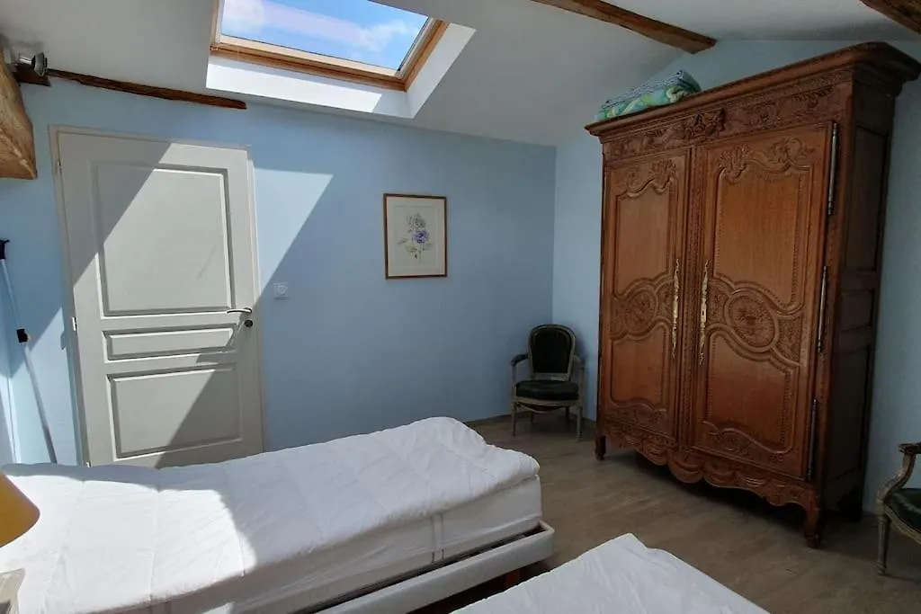 Gite Classe Quatre Etoiles Dans Les Dependances Du Chateau De Manau Beaumont-de-Lomagne 0*,  France